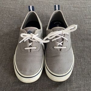 Sperry tennis shoes